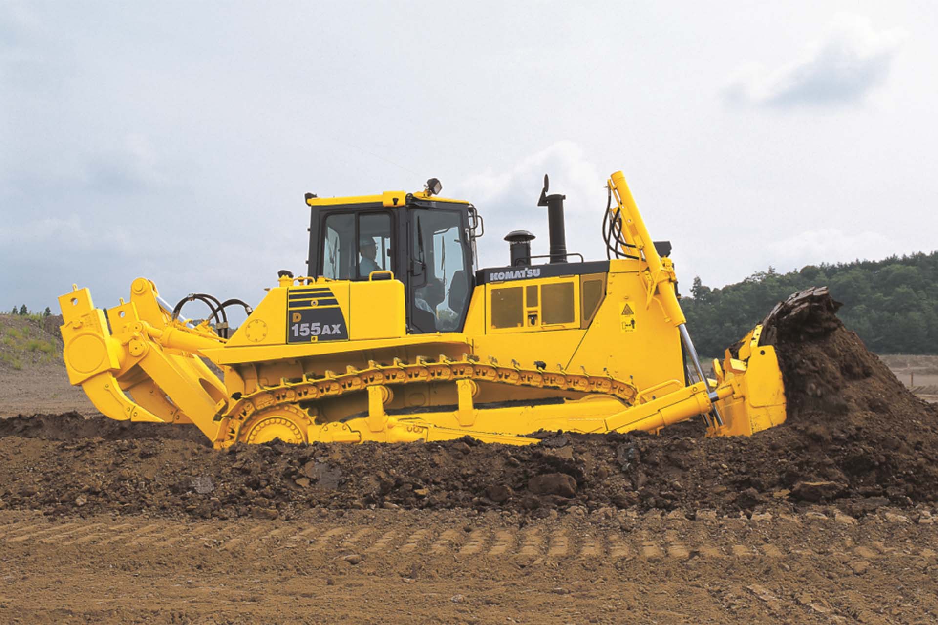 Komatsu D155AX-6